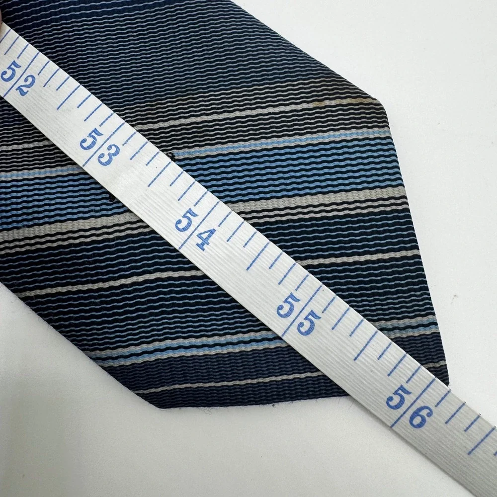 Oscar de la Renta Mens‎ Striped Silk Necktie Navy Blue White Luxury Designer Tie